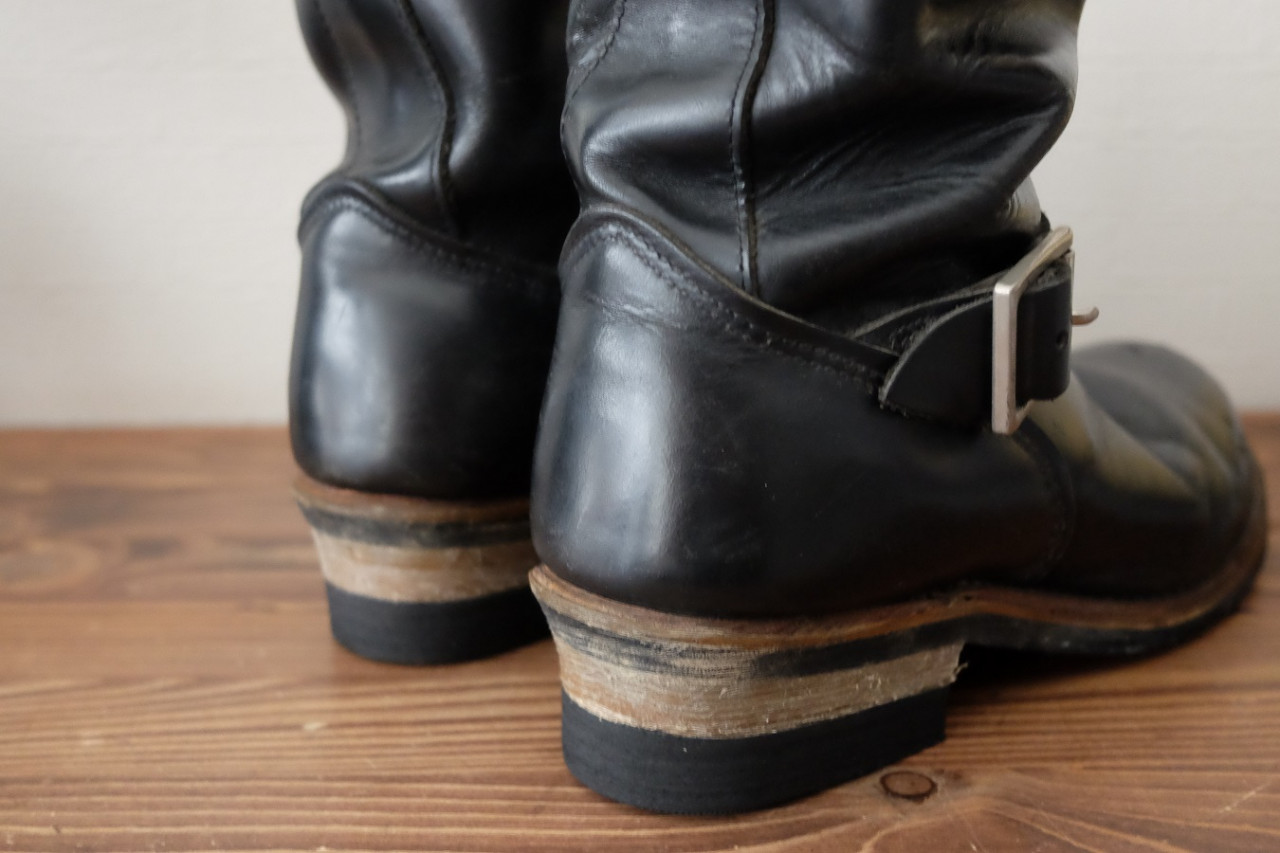 カカトのリフト交換