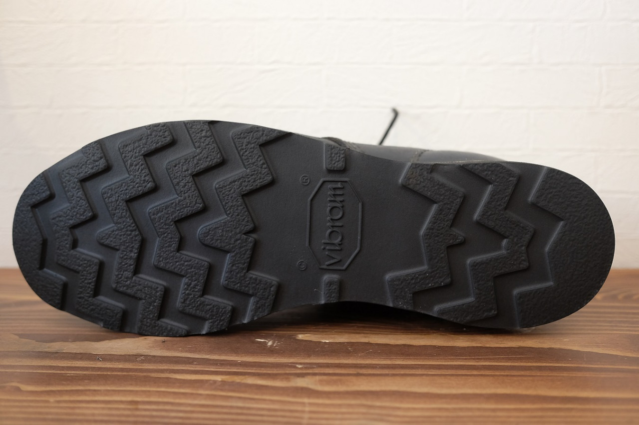 ビブラム4014ブラックソール