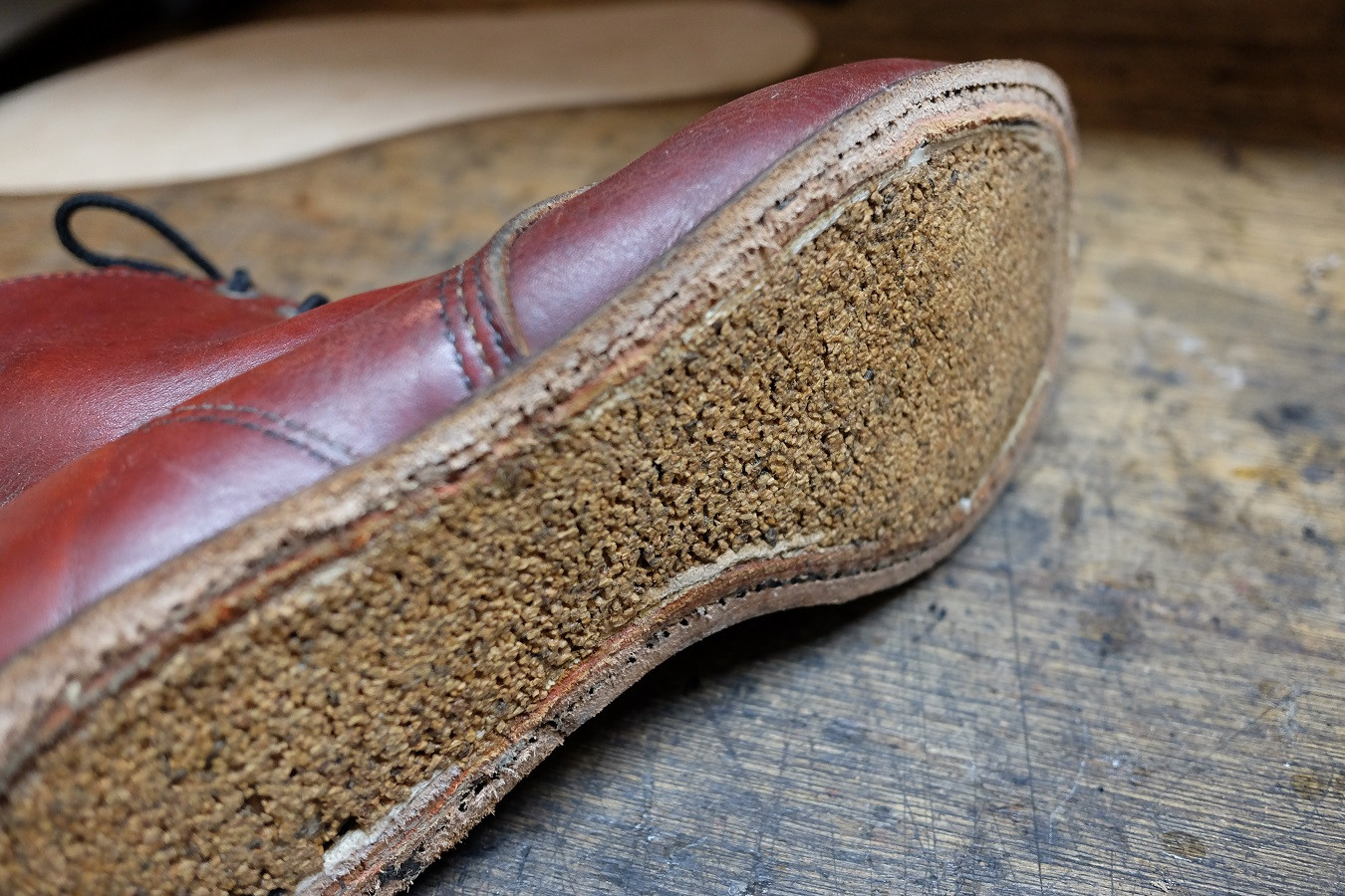 レッドウイングの靴底を剥がしました