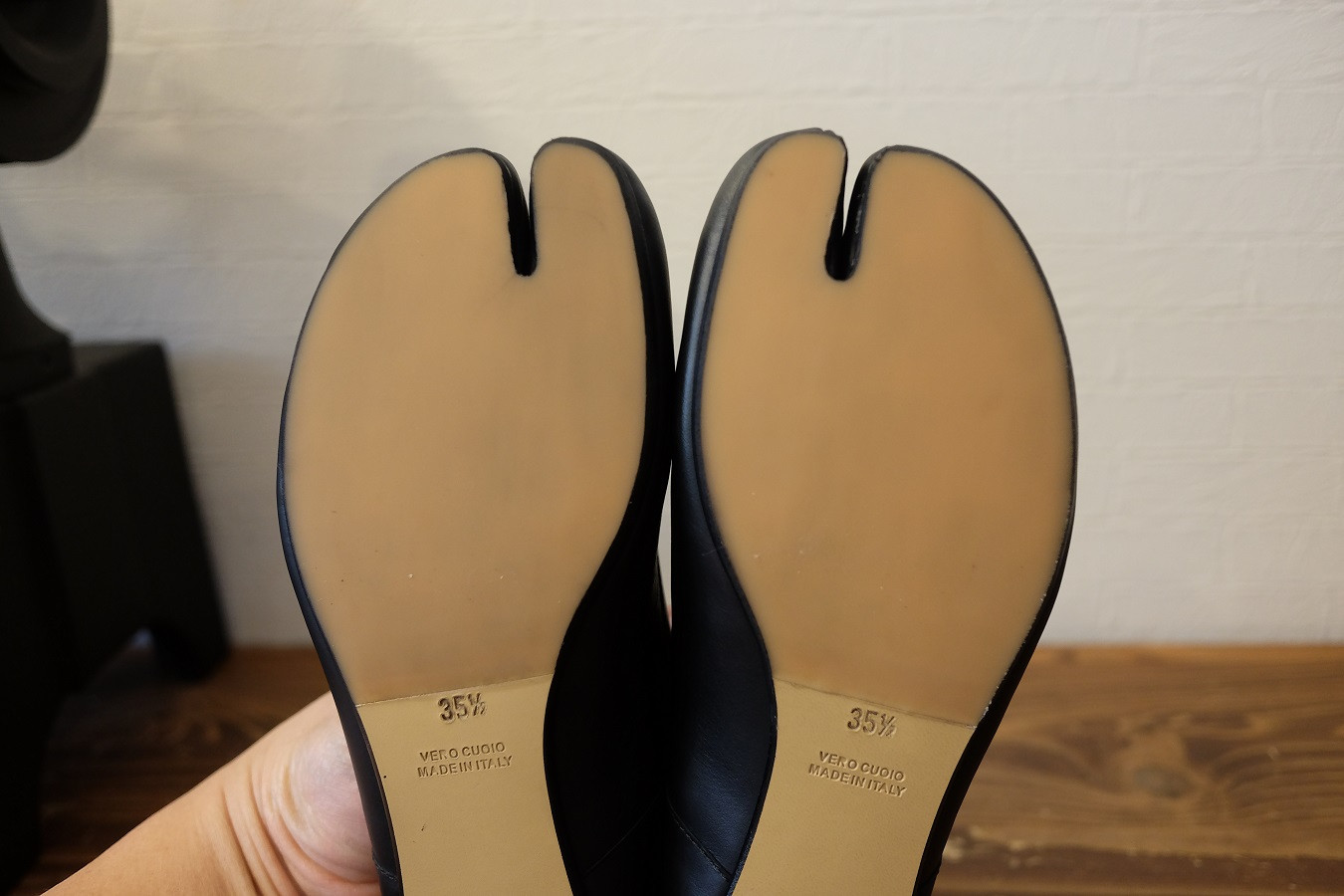 メゾンマルジェラの裏張り補強済