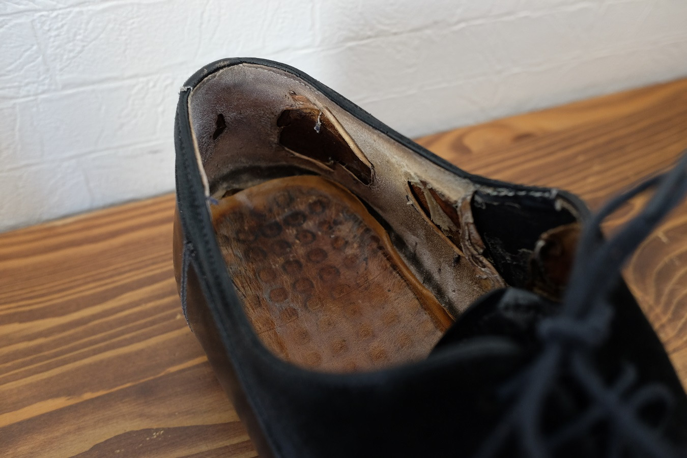 靴の内側破れ