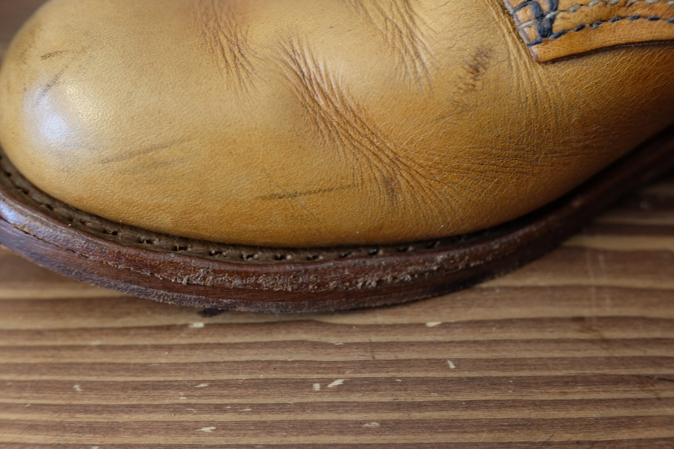 ステッチの除去