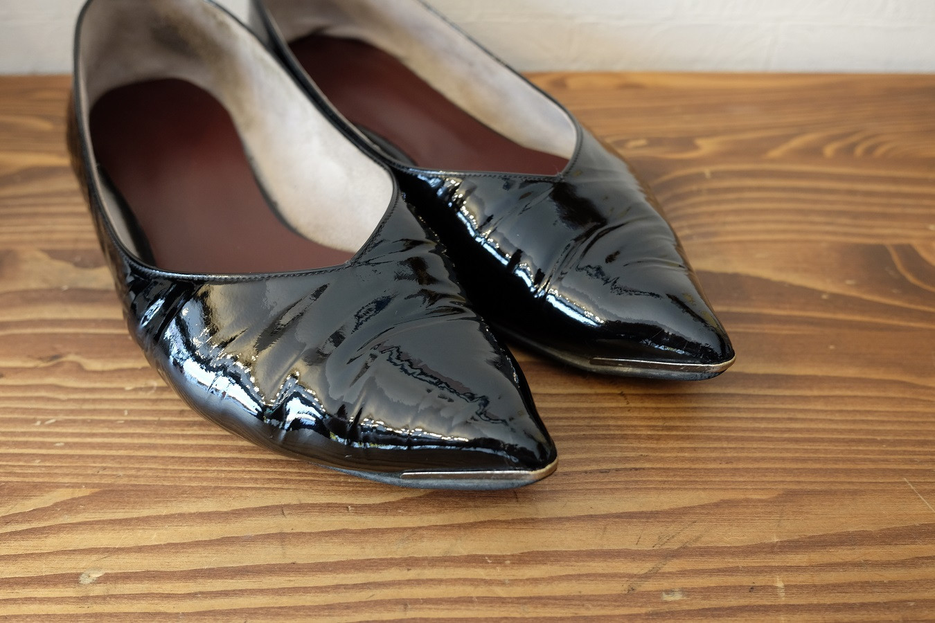 綺麗になったエナメルパンプス