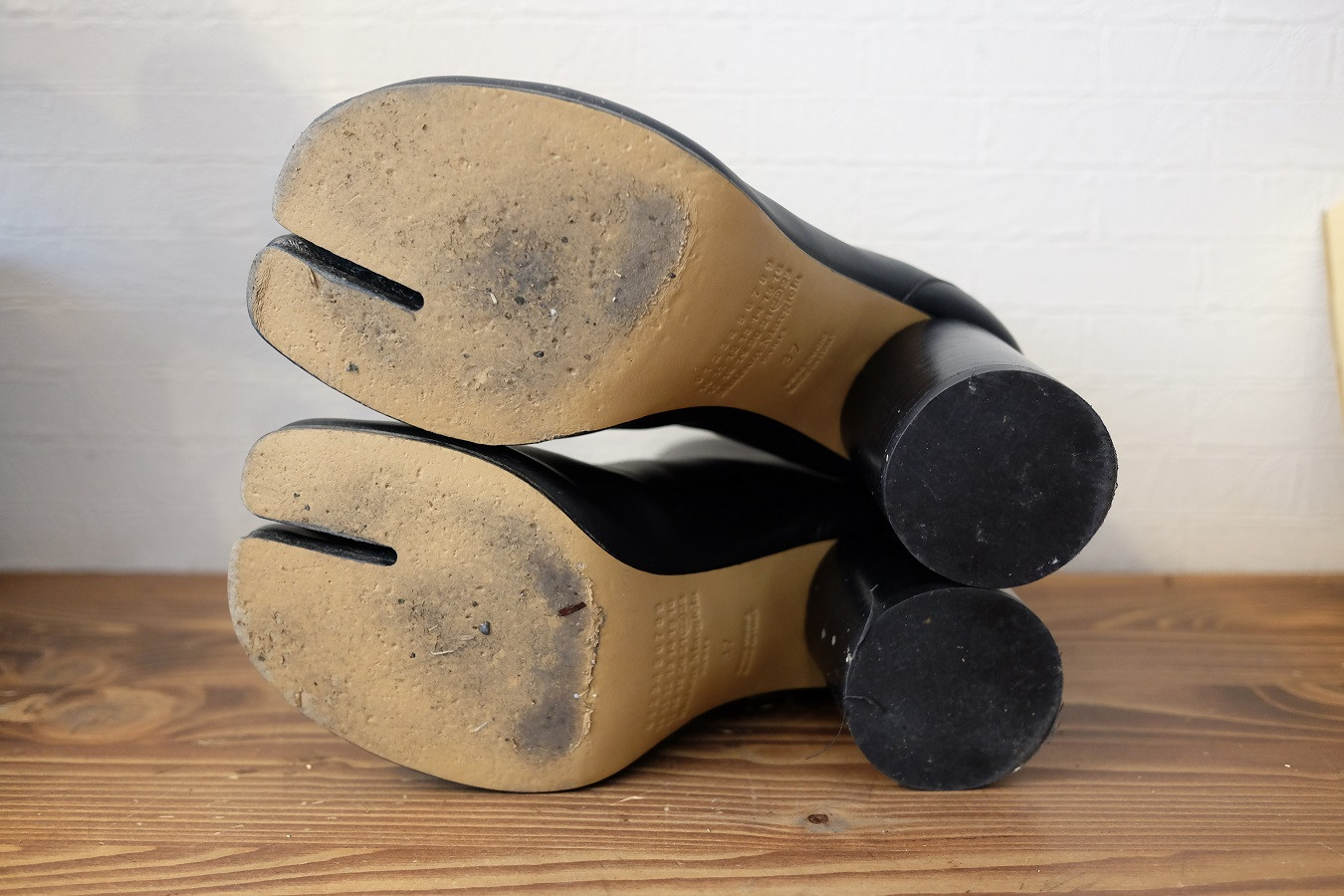 マルジェラ足袋ブーツ｜Vibramカラーハーフソールで裏張り