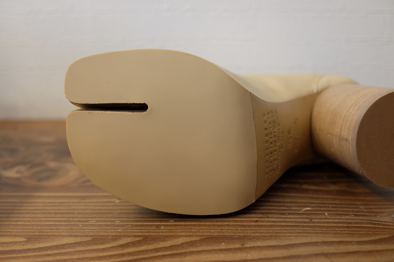 シルクハーフ ベージュ色