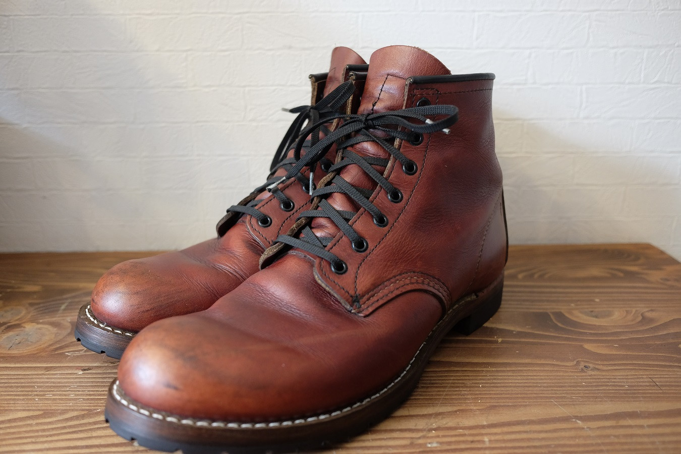 レッドウイング ベックマン9011／加水分解ハーフソール＆カカト修理事例