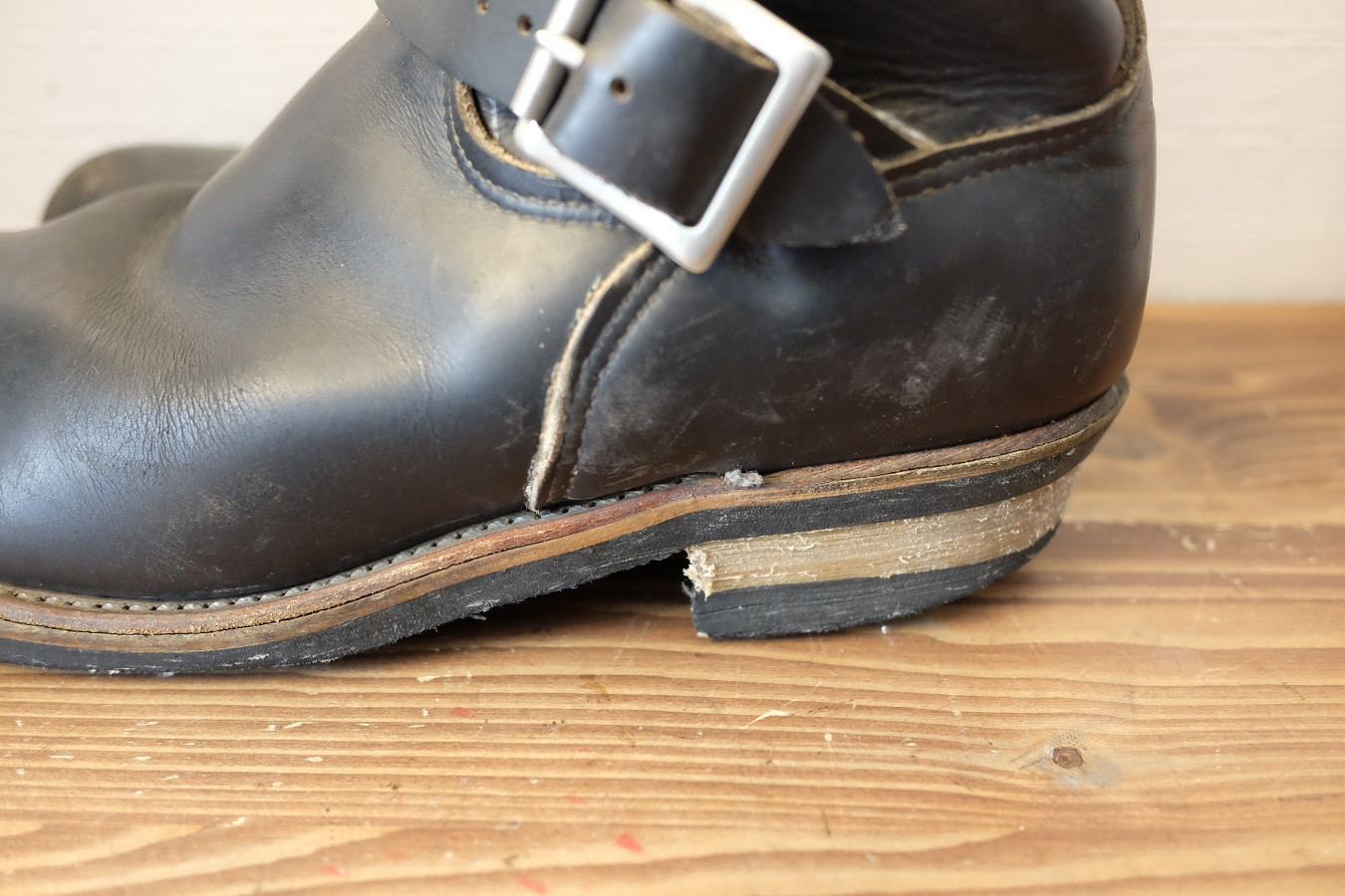 レッドウイングのエンジニアブーツのカカト部分