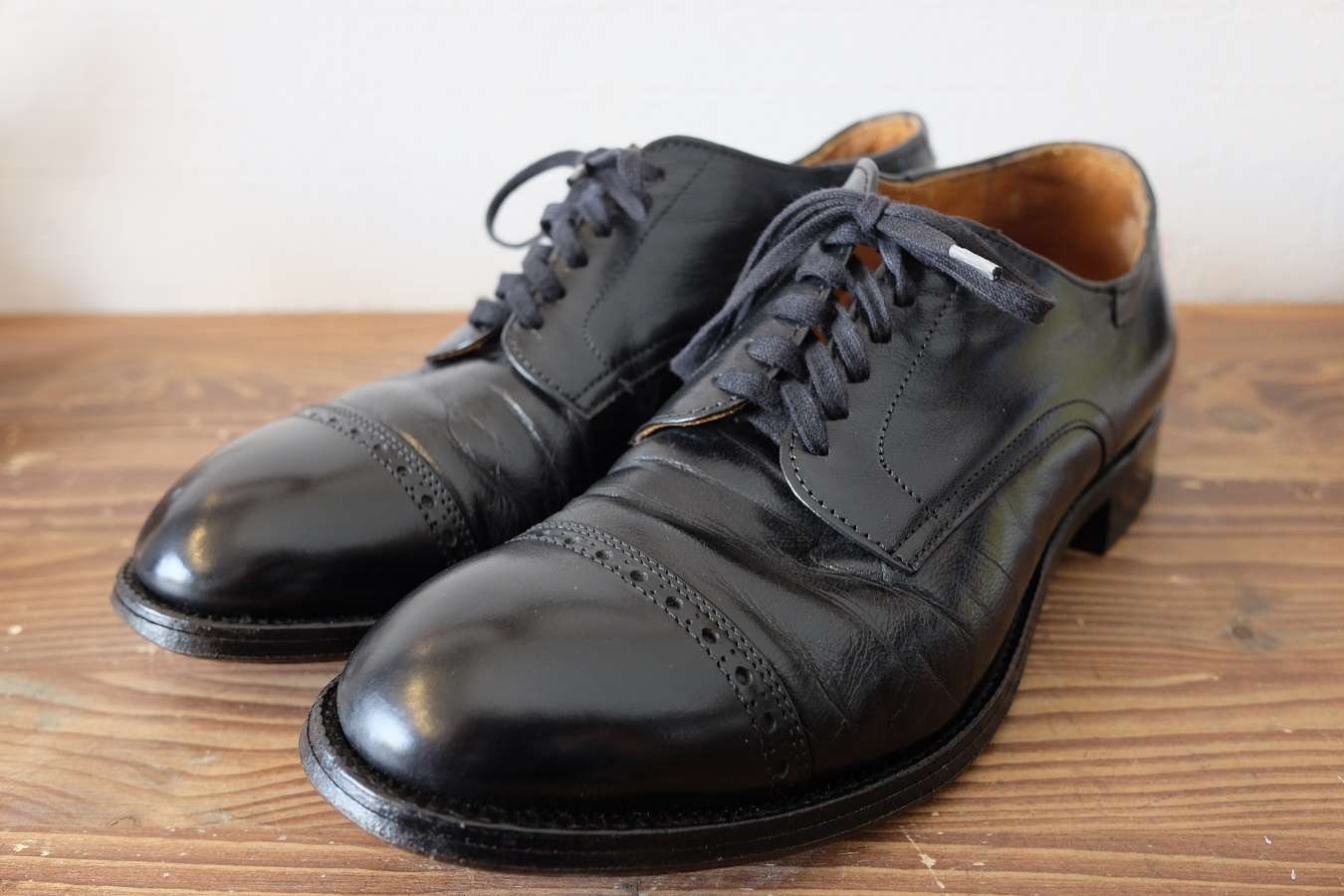 ALDEN(オールデン)｜履き口に亀裂が入った所を当て革修理【岡山市 靴修理】