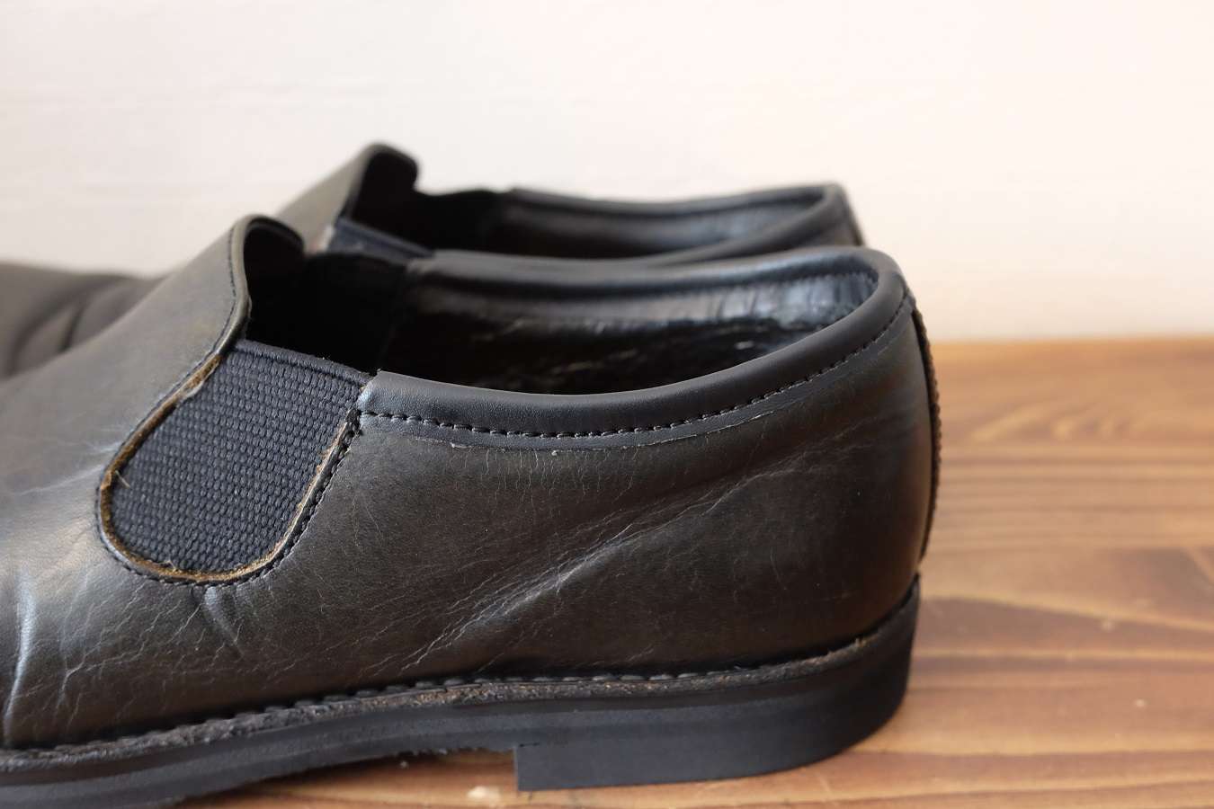 履き口に亀裂 カカト内側が擦り切れた場合｜パイピング修理【岡山靴修理】