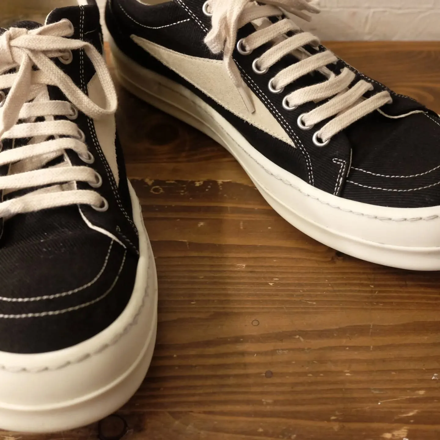 Rick Owens（リックオウエンス）の「コバの黒ずみ」諦...