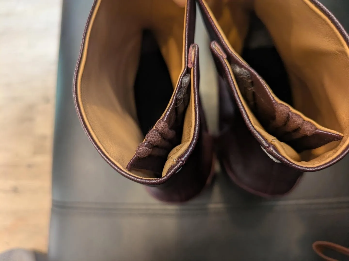 【マルジェラタビブーツこはぜ外れ改善修理】