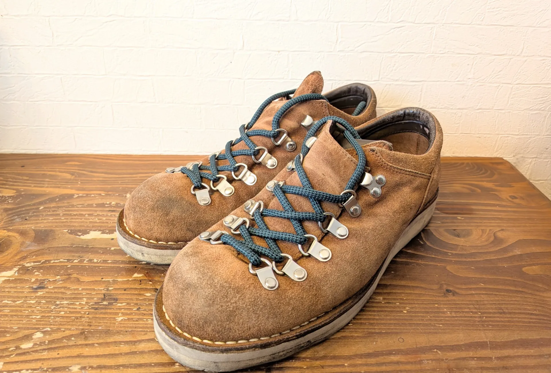 ダナー（Danner）オールソール｜レザーミッドソール＆USビブラム＃148で重厚感あるカスタム修理