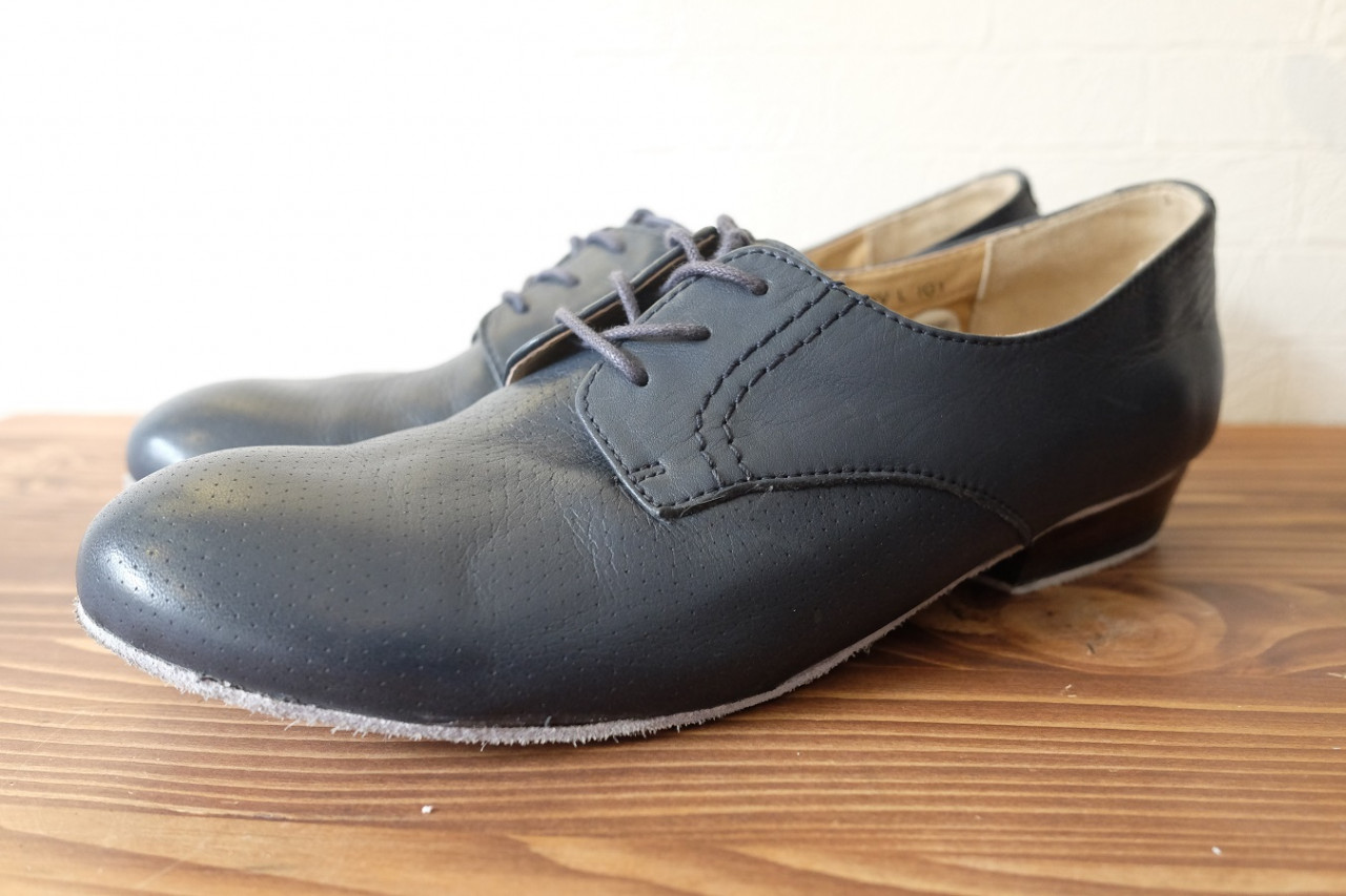 外羽根プレーントゥ