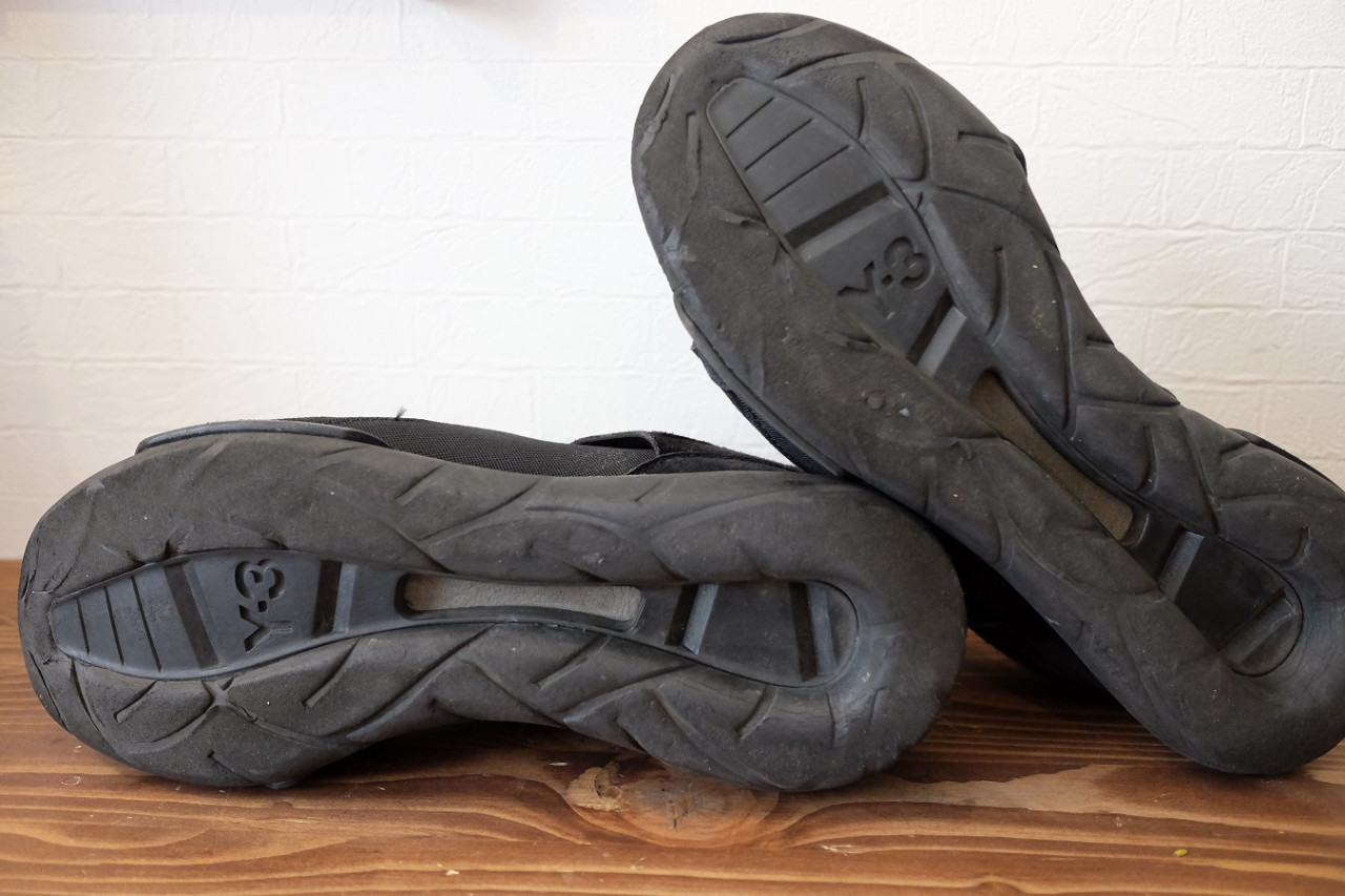 スニーカー 靴底